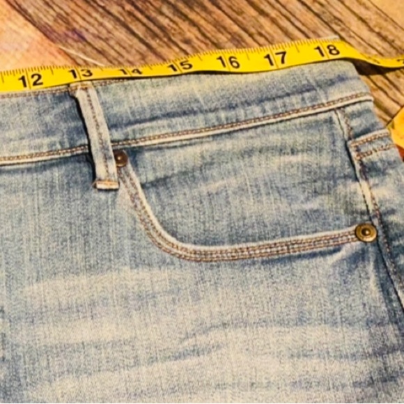 LOFT Classic Blue Denim Skirt stoned wash stripe / size 14 - Picture 12 of 17